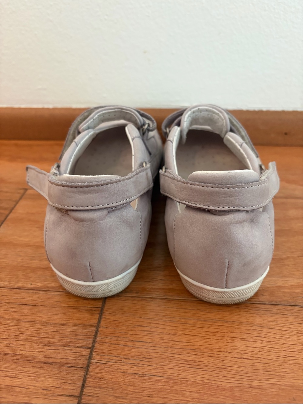 Mephisto Mobils Mary Jane Sneakers with Velcro Strap - Picture 7 of 9